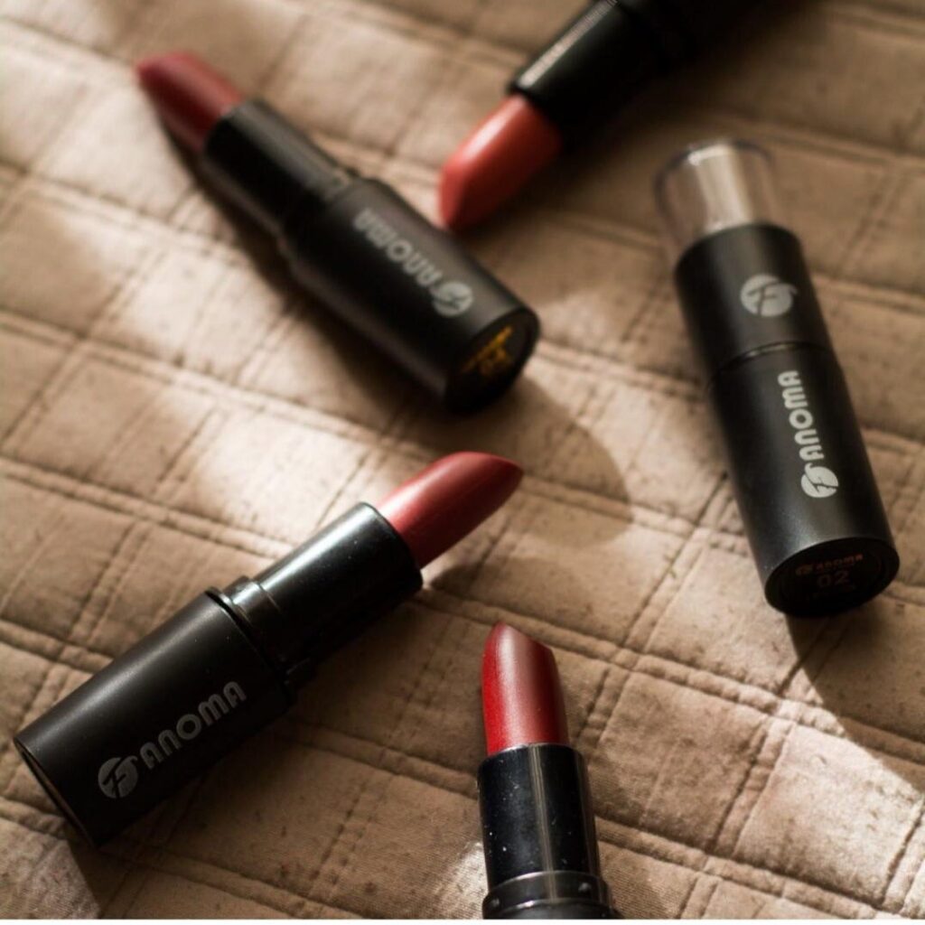 رژ لب جامد بادوام